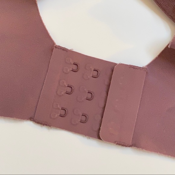 Victorias Secret purple satin perfect coverage seamless underwire bra - Picture 4 of 9